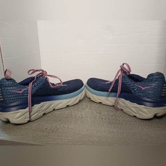Hoka One One Bondi 6 Athletic Running Shoes Womens 8 Purple Blue Pink Ombre - Picture 6 of 14